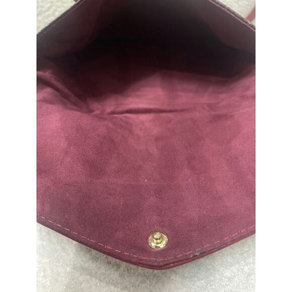 Louis Vuitton Monogram Canvas and Red Leather Crossbody Bag - Picture 3 of 8